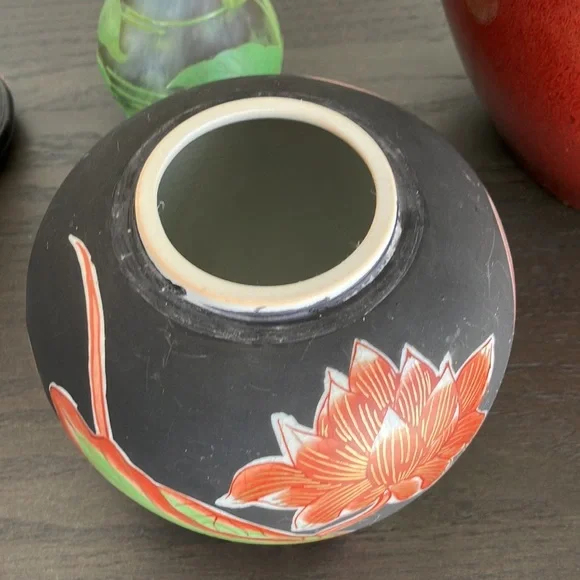 Ginger jar/ vase floral made in Japan pottery vintage
